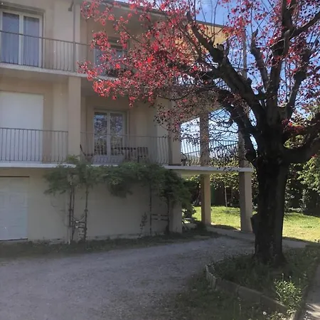 Comme A La Maison Parking Voiture Velo Inclus